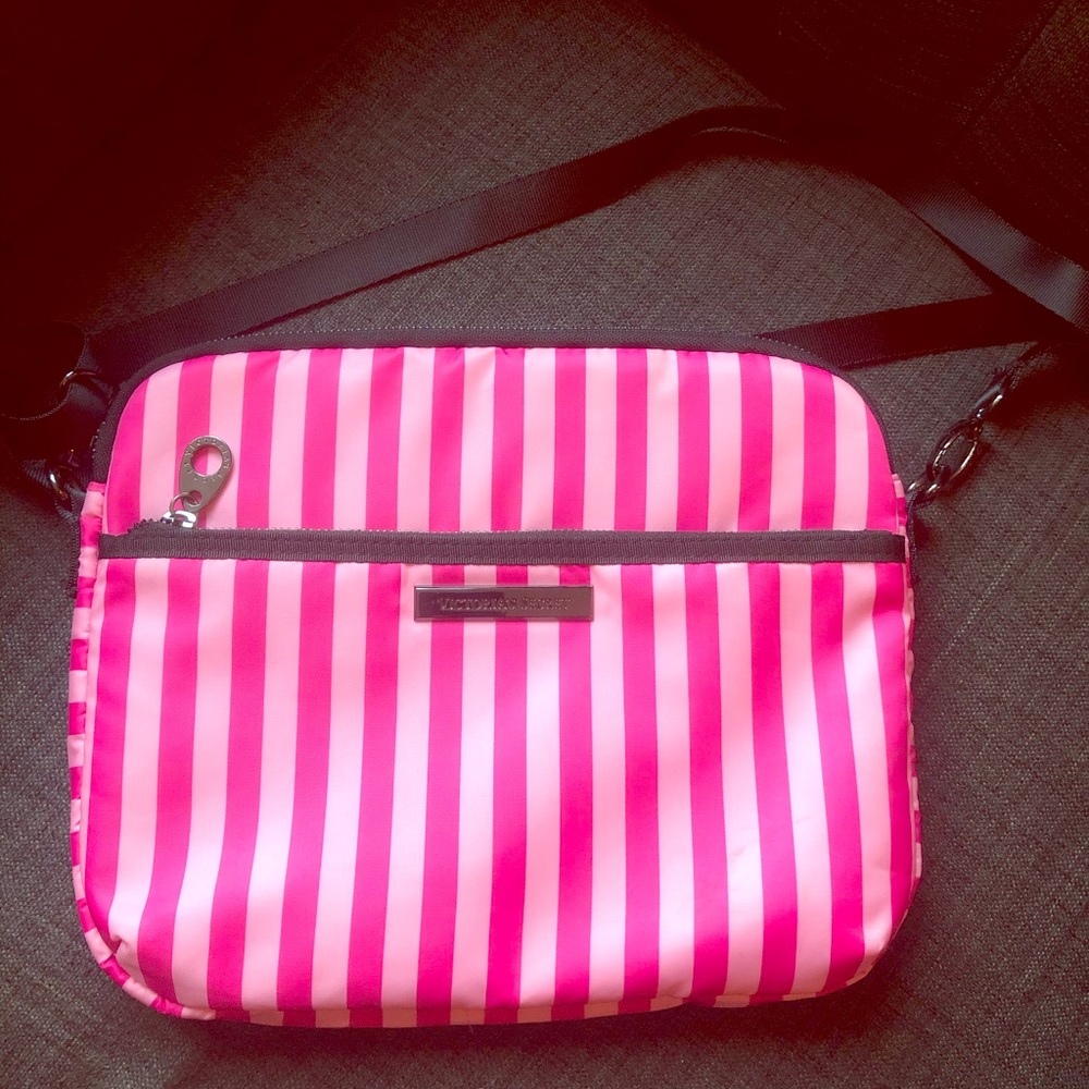 VS iPad padded bag case tote